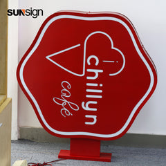 Custom Double-Sided Blade Sign LED Light Box | Hanging Outdoor Illuminated Projecting Sign for Storefront, Café, Bar, Restaurant