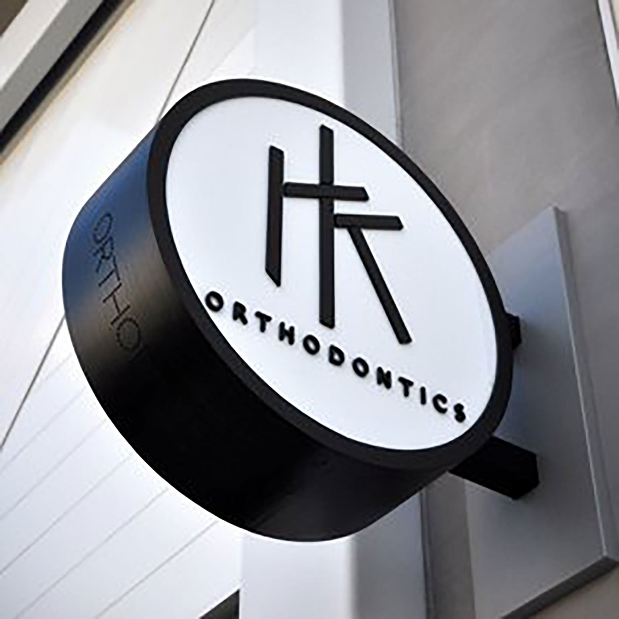 Customized Wall Blade Sign Stainless Steel Led Lightbox Sign Dual-lit Shop Front Acrylic Sign