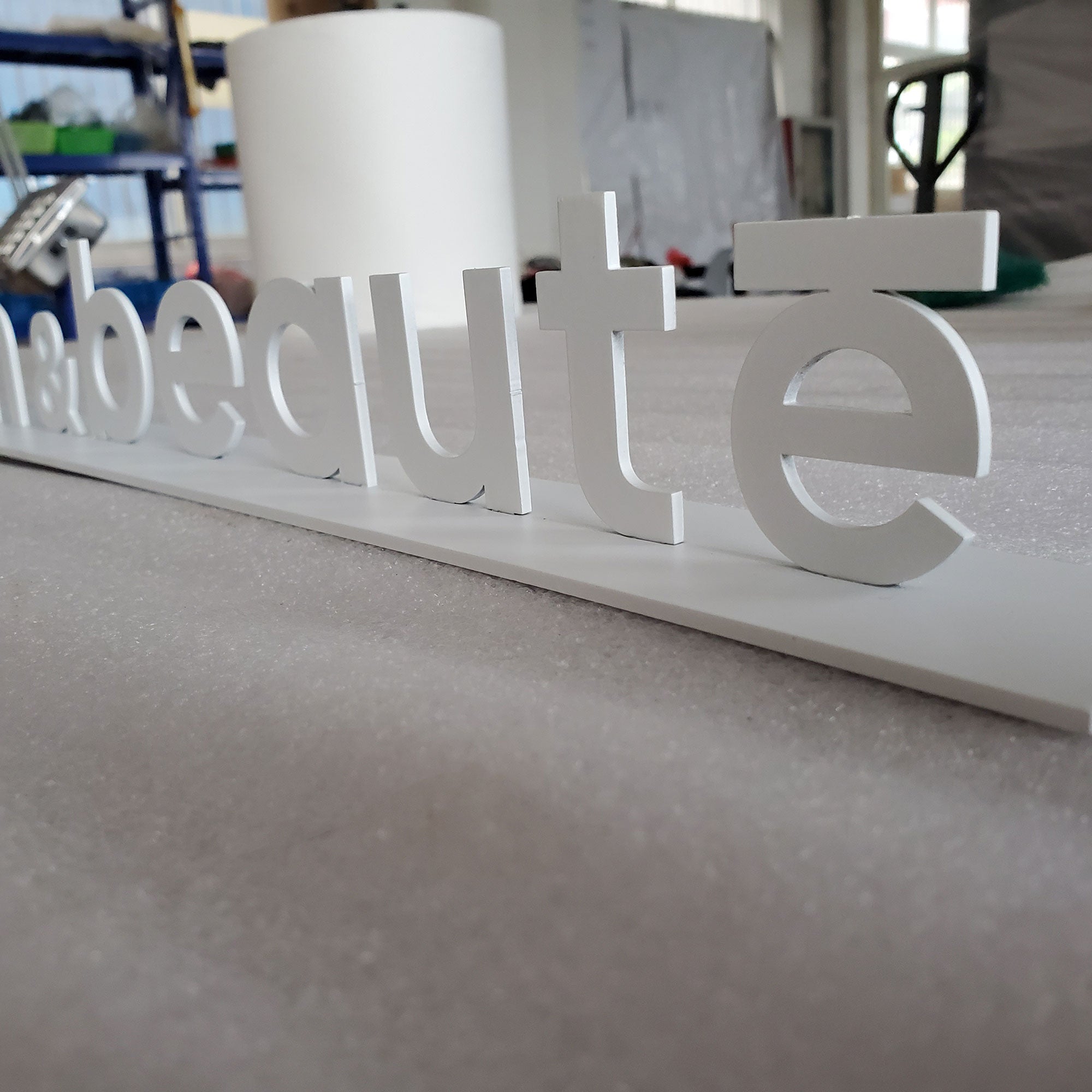Desk Top Sign Free Standing Table Sign Metal Solid Cut Advertising Letter Signs for Indoor Main image