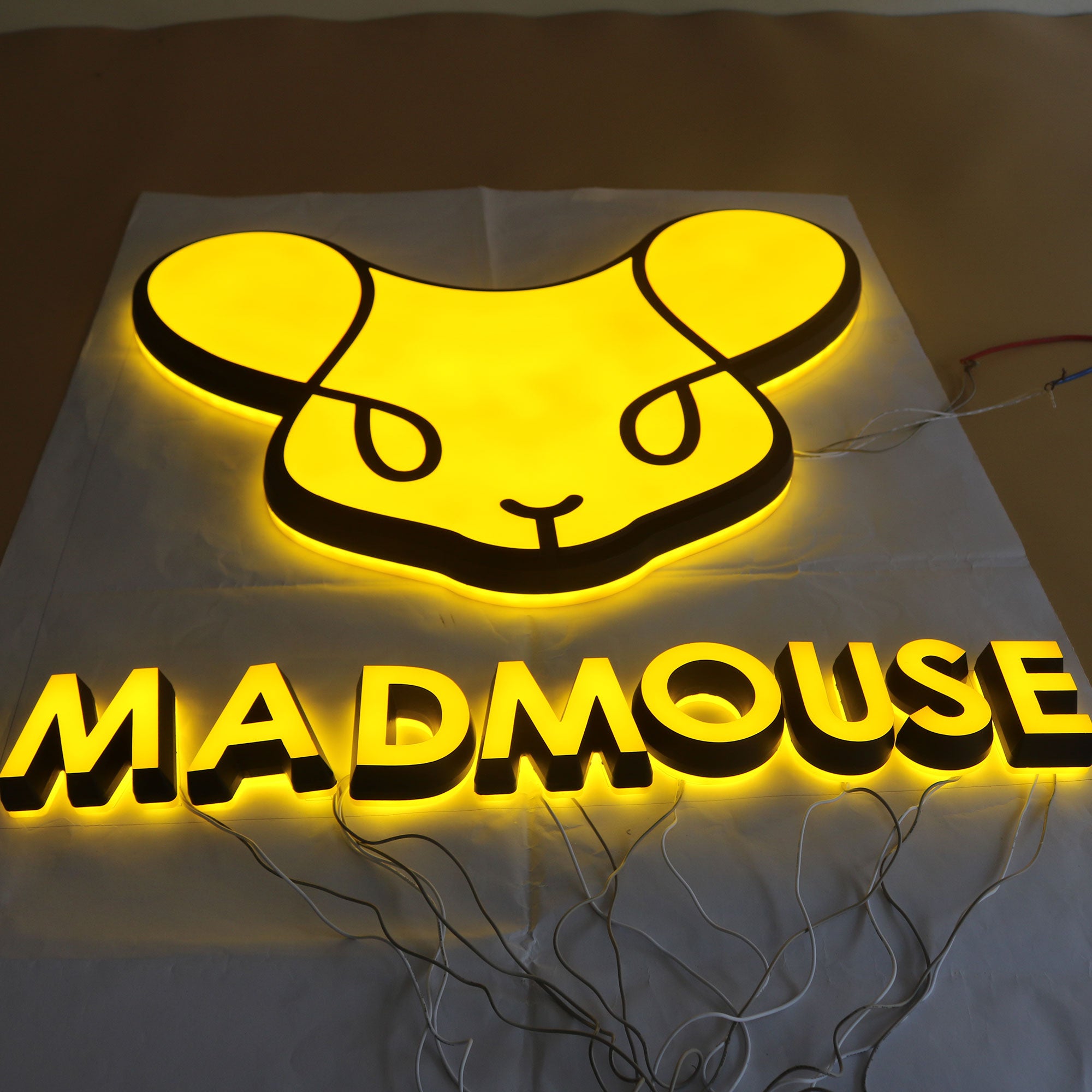 Custom LED Acrylic Letters – Front Lit, Back Lit or Double Lit Durable Waterproof Signage for Storefronts, Malls, Hotels, Offices Secondary image