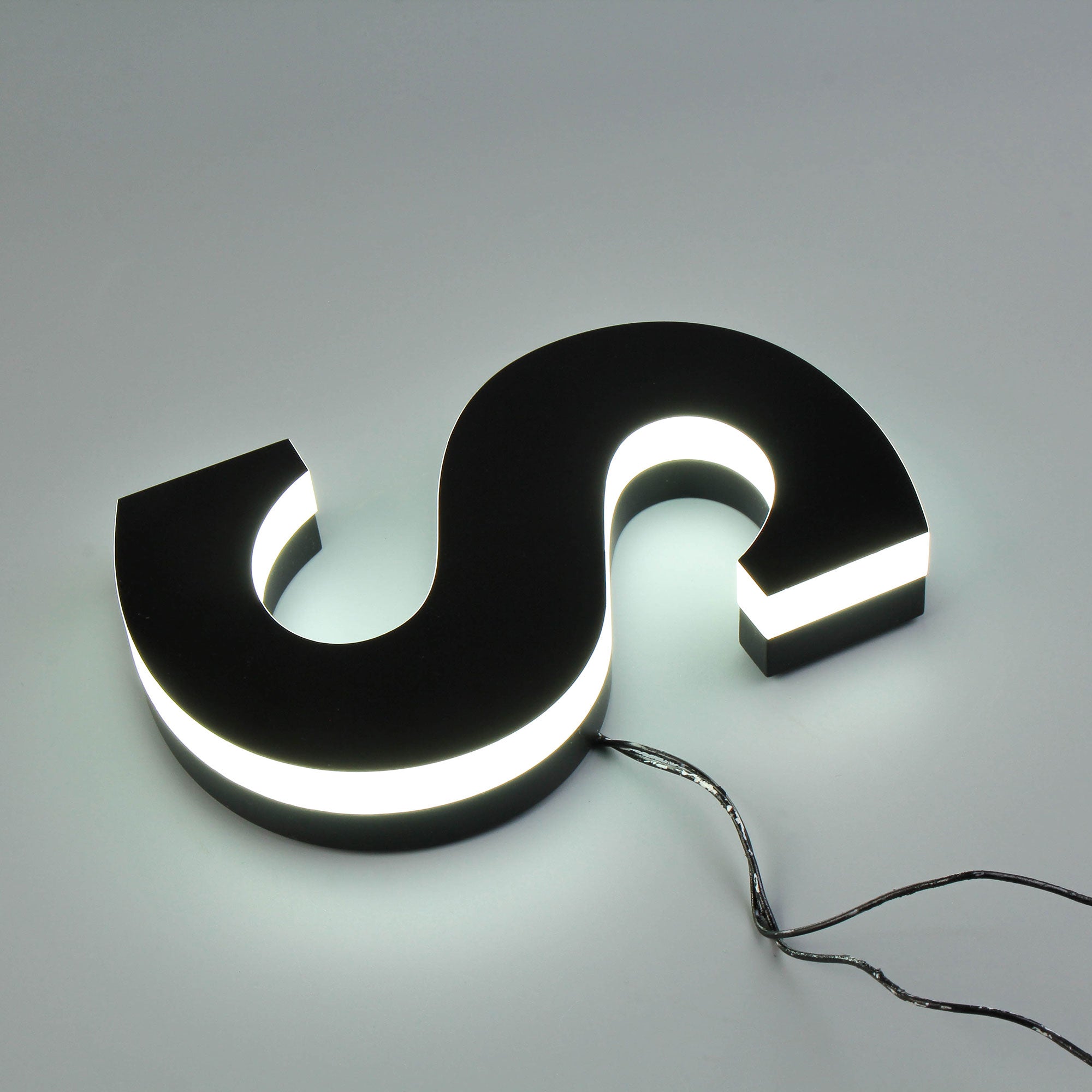 LED Acrylic Letter Sign  Acrylic Luminous Sign Letters Lit Acrylic Side Edge Lit Channel Letters Halo Glow Signage for Shops, Offices, Bars, Restaurants Main image