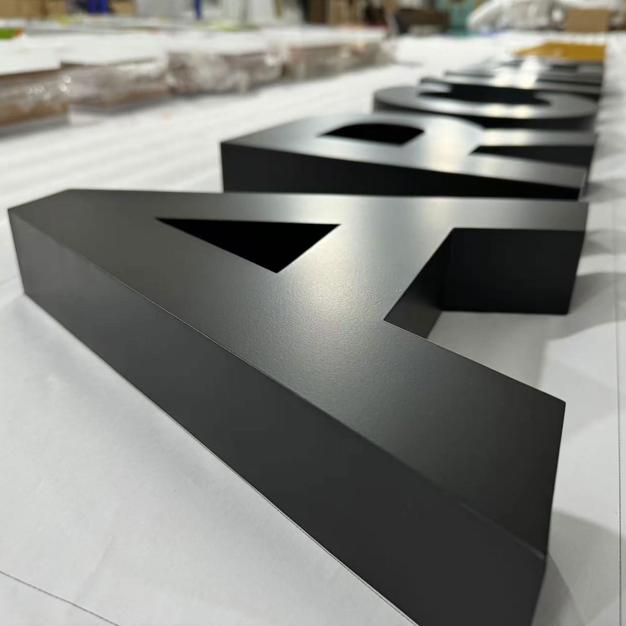 Weatherproof Aluminum Channel Letters Sign Powder Coated Shop Signboard Exterior Business Signage