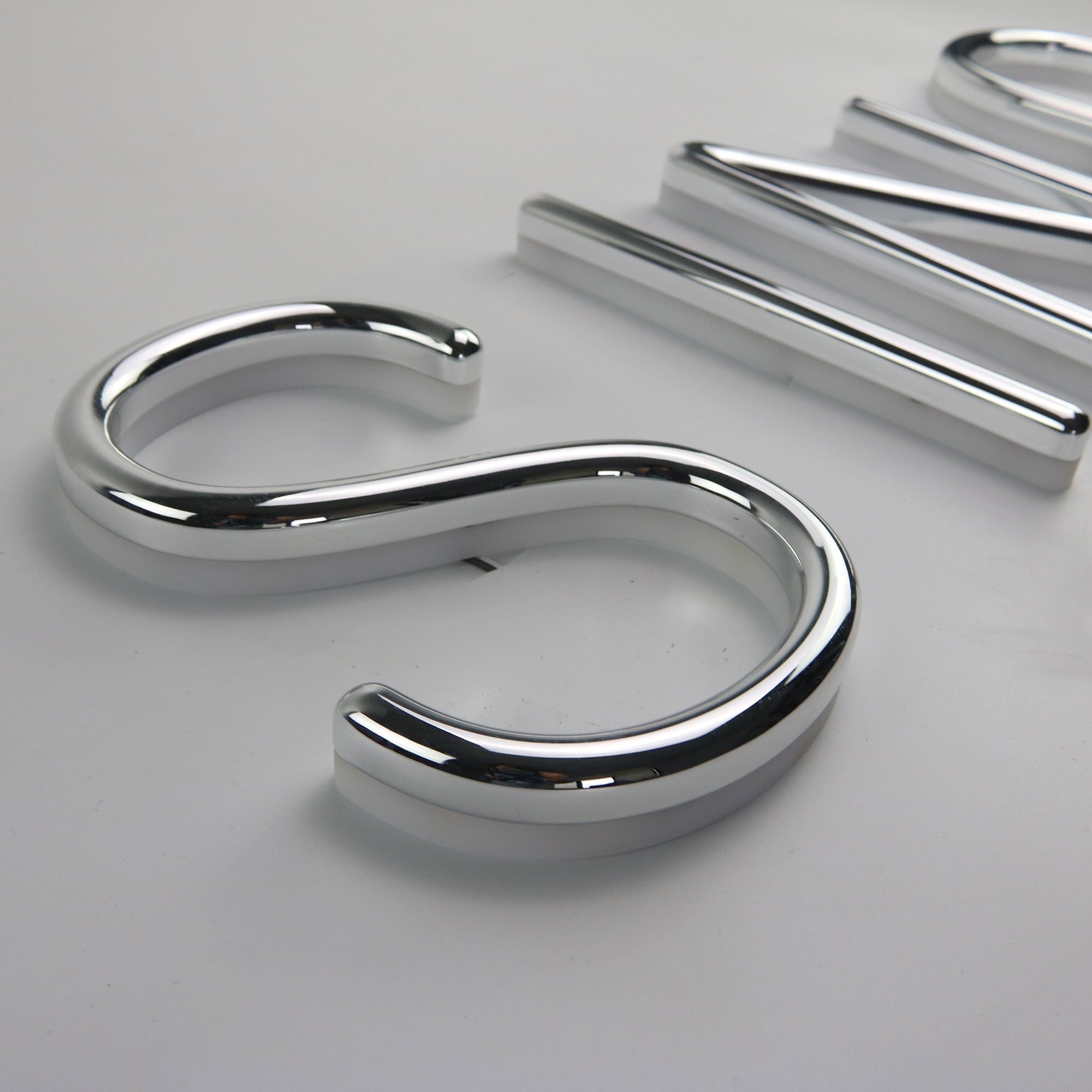 Waterproof Front-lit LED Channel Letters – Custom Business Signage, Acrylic Illuminated Letters for Shop, Office, and Outdoor Displays