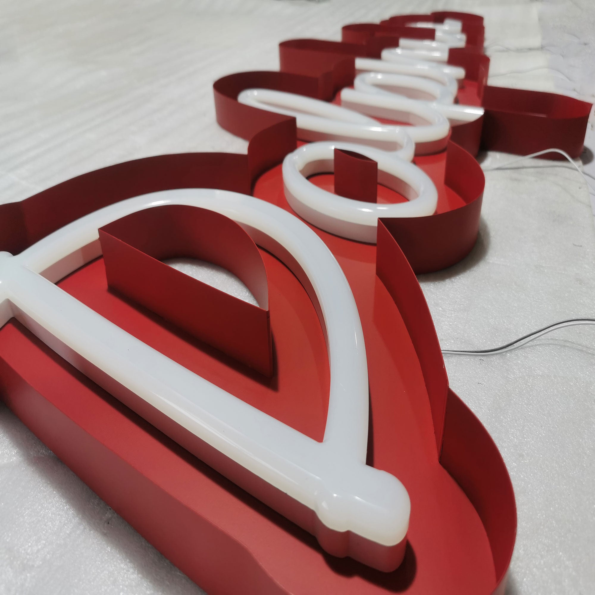 Customized Acrylic Faux Neon Letters – LED Glow Sign for Business, Shopfront, Indoor Decoration, Events & Branding