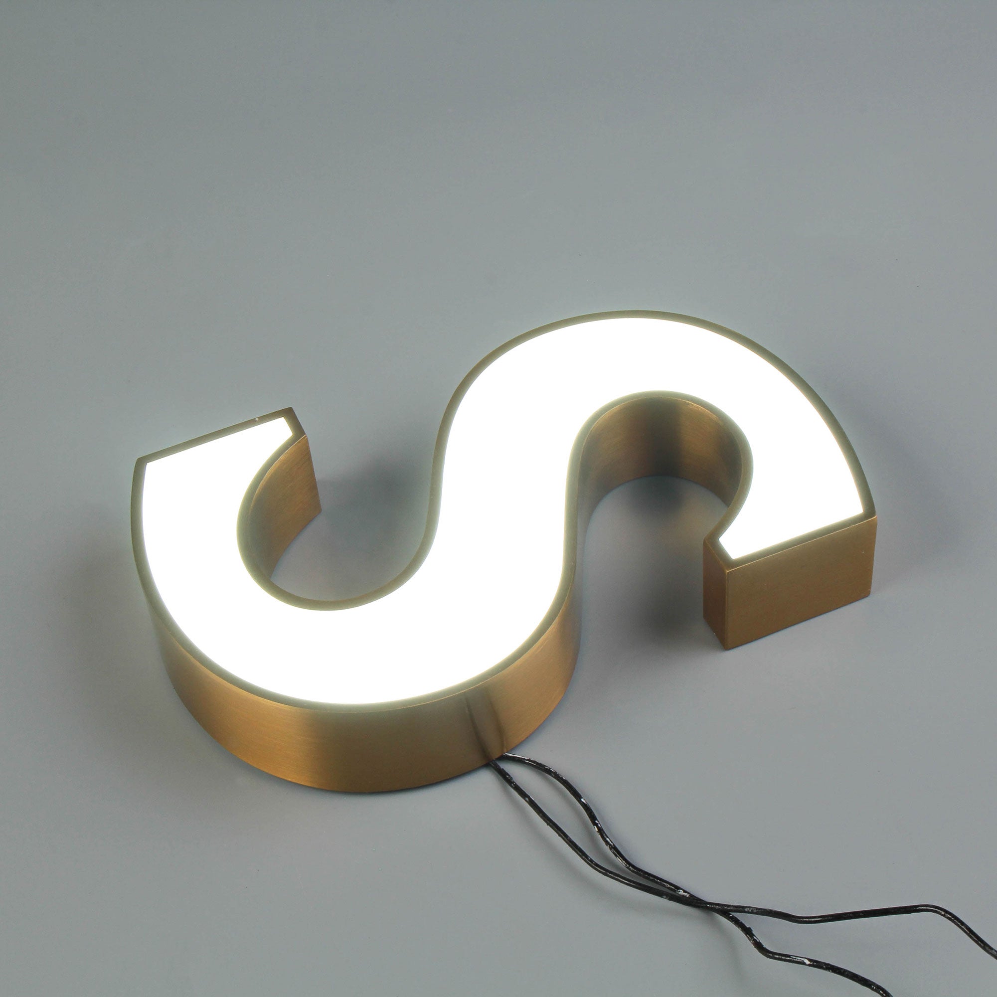 Stainless Steel Front-lit Sign Exterior Led Letter Sign with Trim cap Metal Led Channel Letter Sign with Paint